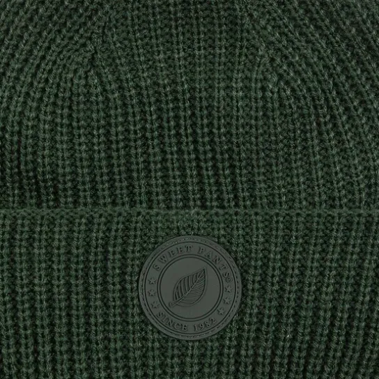 CLASSIC BEANIE DARK BOTTLE