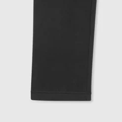 F ICONIC STRAIGHT BLACK
