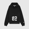 82 HOODIE BLACK