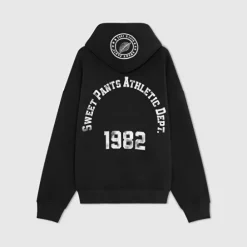 82 HOODIE BLACK