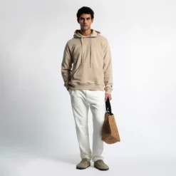 ICONIC STRAIGHT MILK