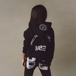 KID 82 HOODIE BLACK