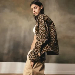 LA VESTE LEOPARD
