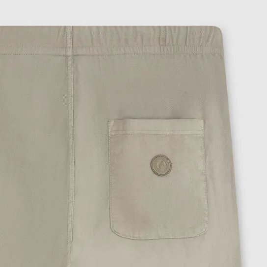 LINEN TAPER IRON