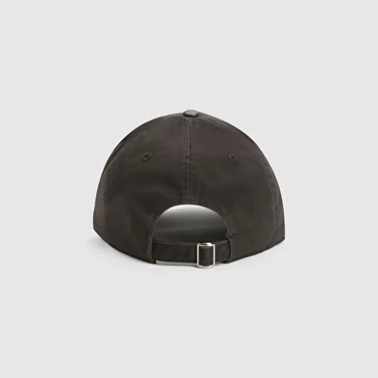 USED BASIC CAP BETON